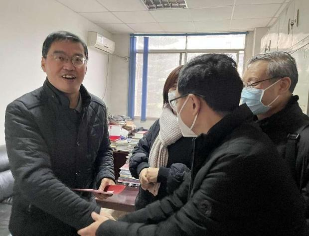 公司开展元旦春节走访慰问活动 澳门开彩结果历史记录查询